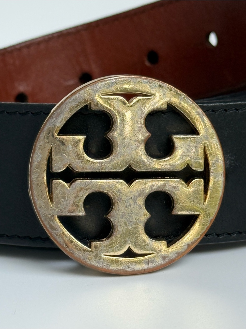 Tory Burch Reversible Leather Belt – Black/Brown | Gold Logo Buckle - Picture 3 of 10